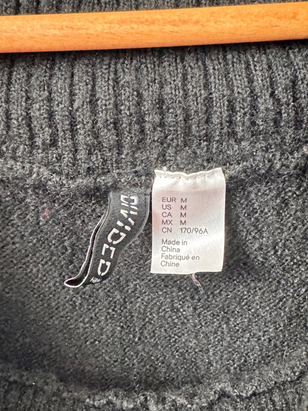 H&M Divided Black Off-Shoulder Ribbed Sweater - Picture 2 of 6